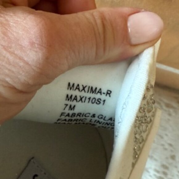 NWB Steve Madden Maxima White Rhinestone Sneakers - Size 7 - Picture 10 of 11